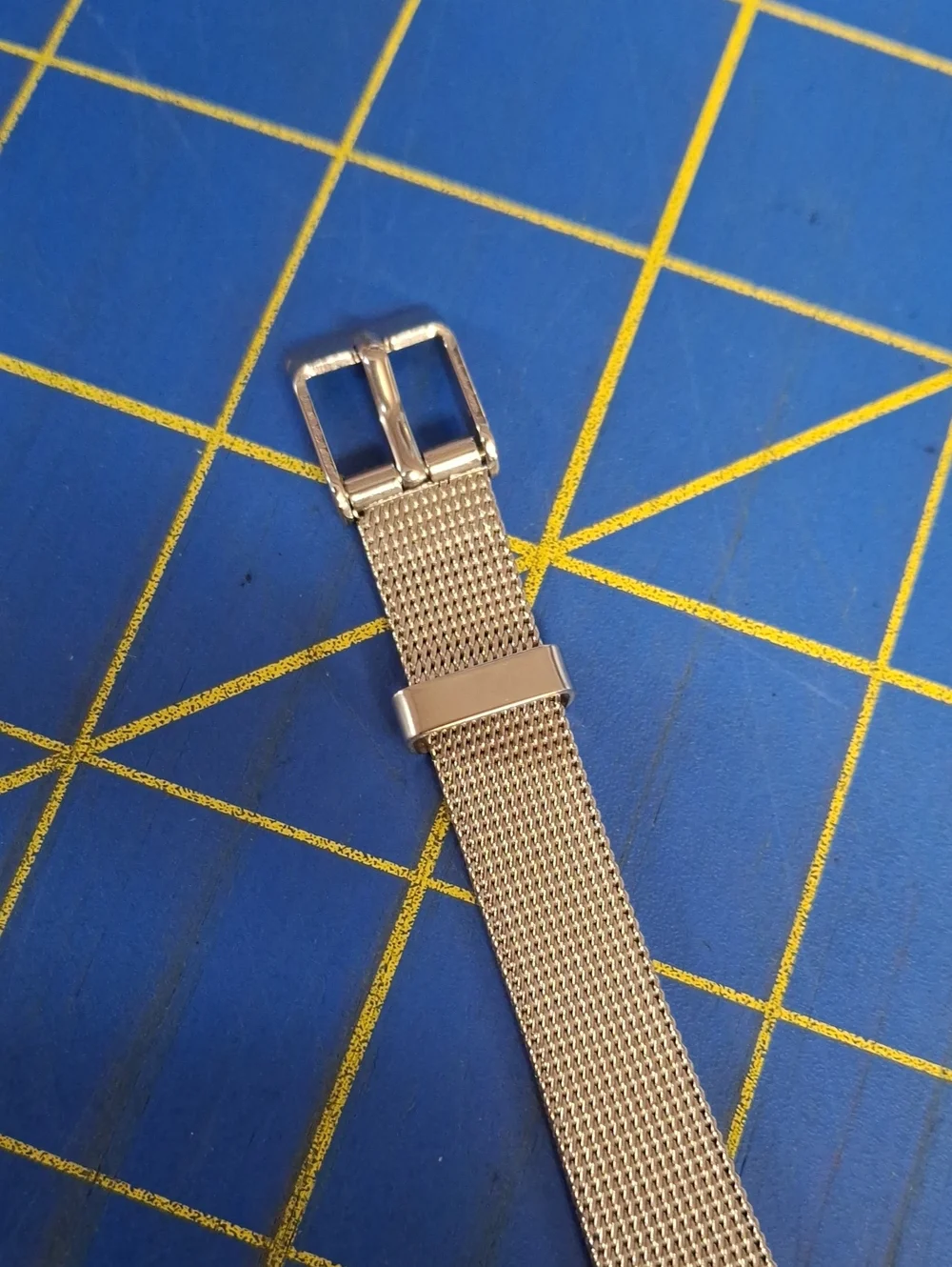 Black Face Silver Tone 8